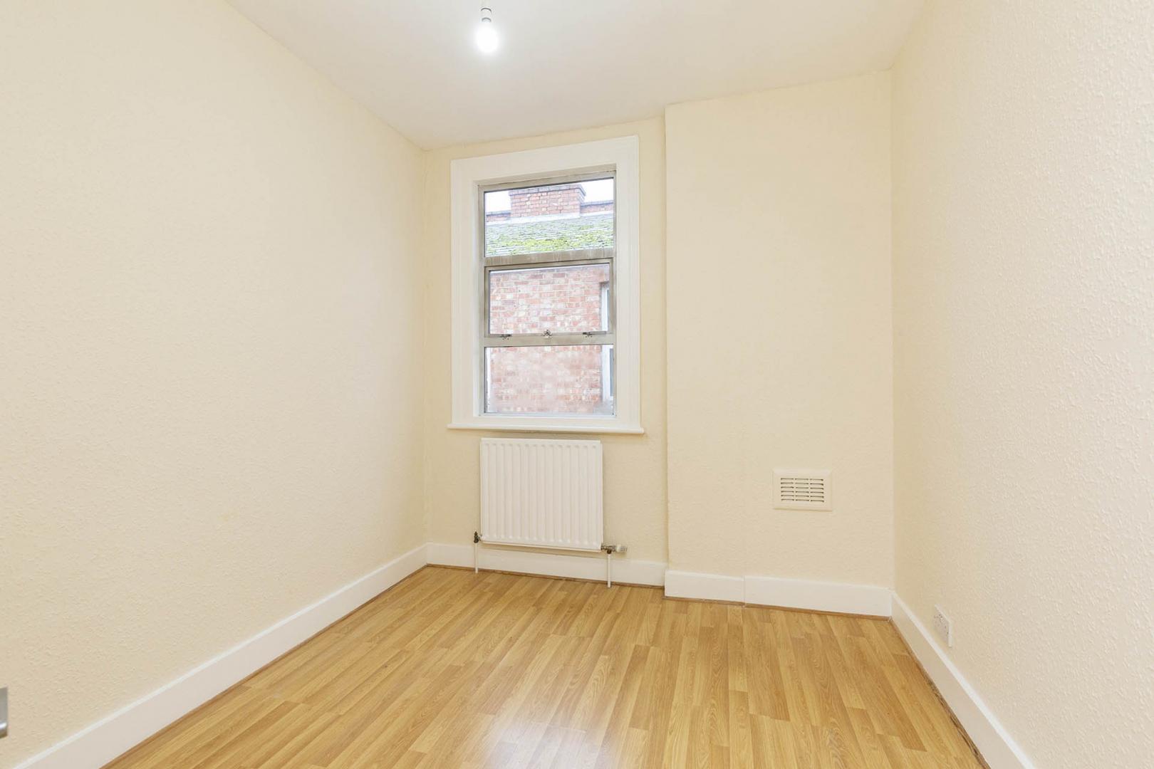 Large Apartment In Purpose Built Block Broadfield House, Broadhurst Gardens, West Hampstead